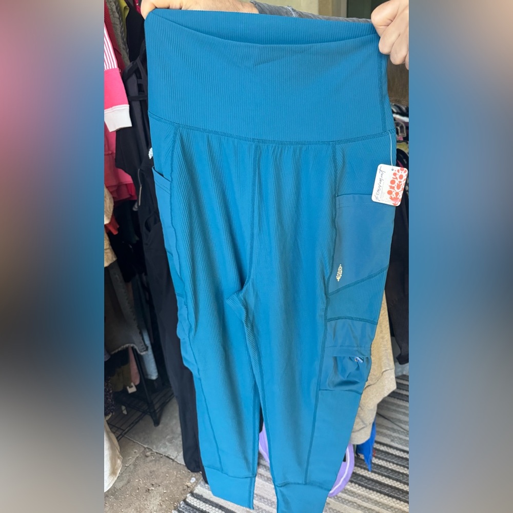 NWT Free People FP Movement Take a Hike Jogger